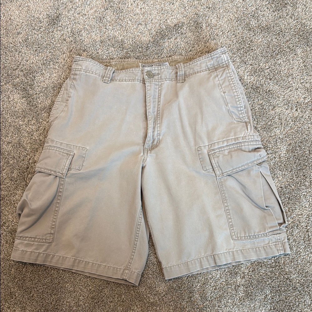 Old Navy Tan Cargo Shorts Relaxed Fit